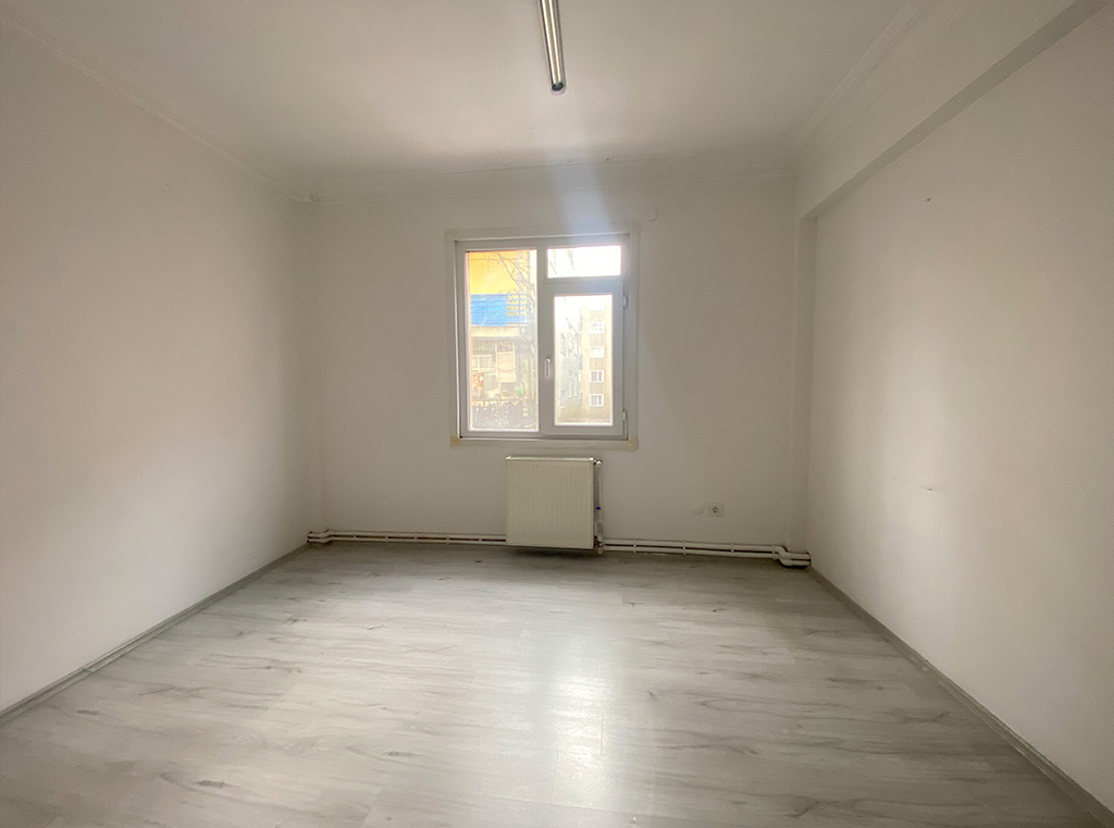 Ümraniye Çarşıda Kiralık Büro Ofis