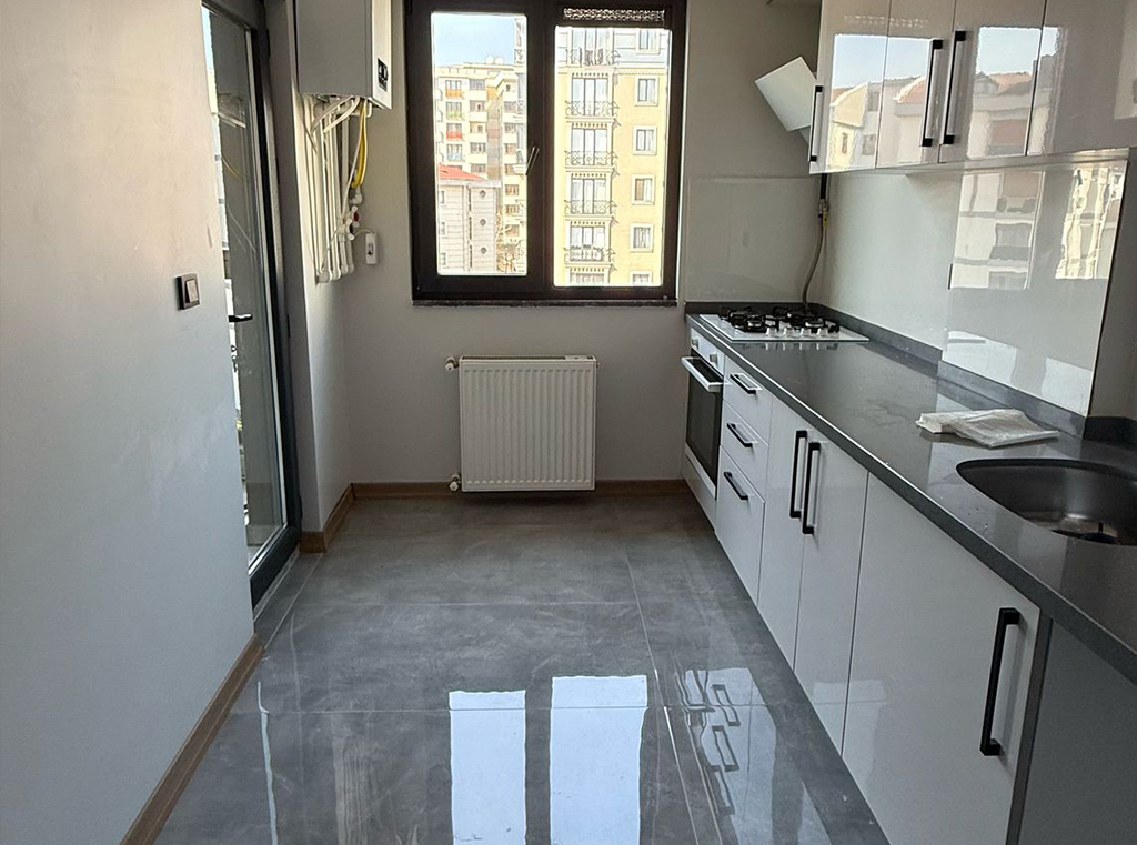 Sultançiftliği Mahallesinde 2+1 Kiralık Daire