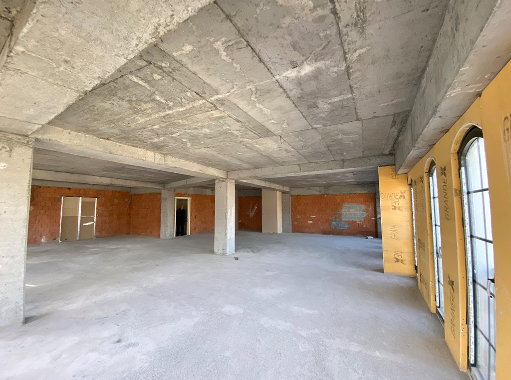 Alemdağ Caddesi Üzerinde Kiralık 200 m2 Büro/Ofis Katı